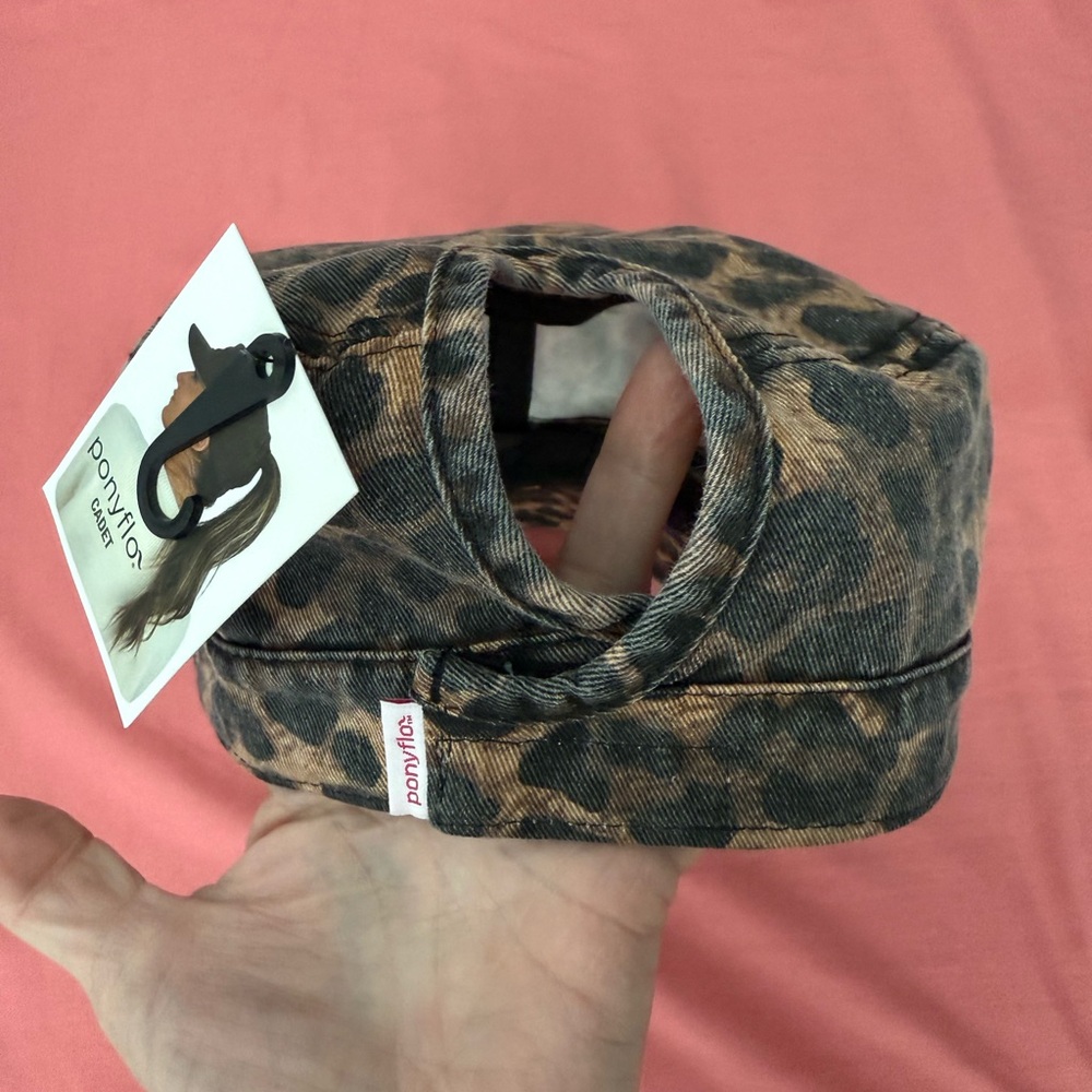 Pony Leopard Pattern Cap - Picture 3 of 6